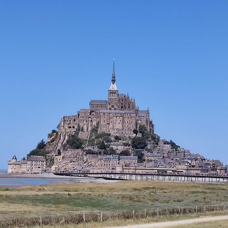 Le Viking Entre Mer Et Terre Vaux-sur-Aure Exterior photo